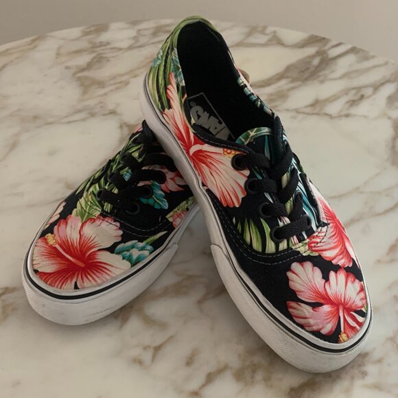 Vans Kids Hawaiian Floral Hibiscus Palm Print Sneakers - Picture 2 of 6
